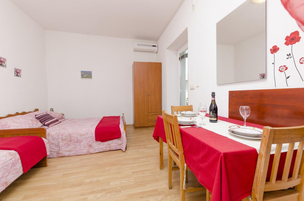 Apartments Ivana 닌 외부 사진